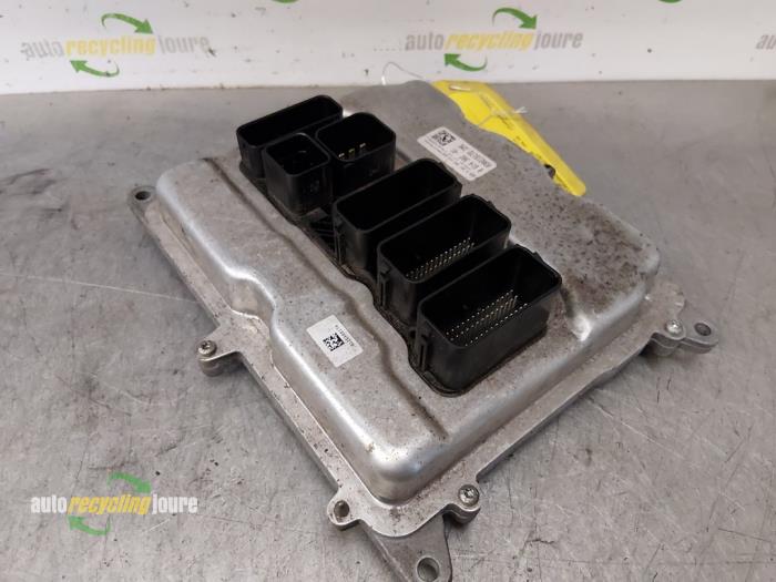 Computer Motormanagement van een BMW 1 serie (F20) 116i 1.6 16V 2013