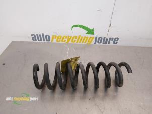Gebruikte Schroefveer achter BMW 1 serie (F20) 116i 1.6 16V Prijs € 19,99 Margeregeling aangeboden door Autorecycling Joure B.V.