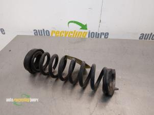 Gebruikte Schroefveer achter BMW 1 serie (F20) 116i 1.6 16V Prijs € 19,99 Margeregeling aangeboden door Autorecycling Joure B.V.