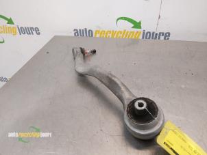 Gebruikte Draagarm rechts-voor BMW 1 serie (F20) 116i 1.6 16V Prijs € 24,99 Margeregeling aangeboden door Autorecycling Joure B.V.