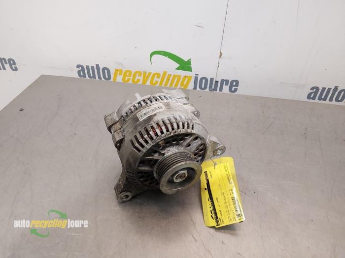 Gebruikte Alternator Ford Cougar (ECX/W) 2.5 24V Prijs € 69,99 Margeregeling aangeboden door Autorecycling Joure B.V.