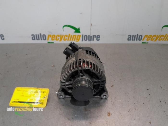 Gebruikte Dynamo Peugeot 208 I (CA/CC/CK/CL) 1.2 Vti 12V PureTech 82 Prijs € 49,99 Margeregeling aangeboden door Autorecycling Joure B.V.