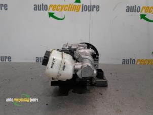 Gebruikte Hoofdremcilinder Volkswagen Passat Variant (3G5) 1.4 GTE 16V Prijs € 199,00 Margeregeling aangeboden door Autorecycling Joure B.V.