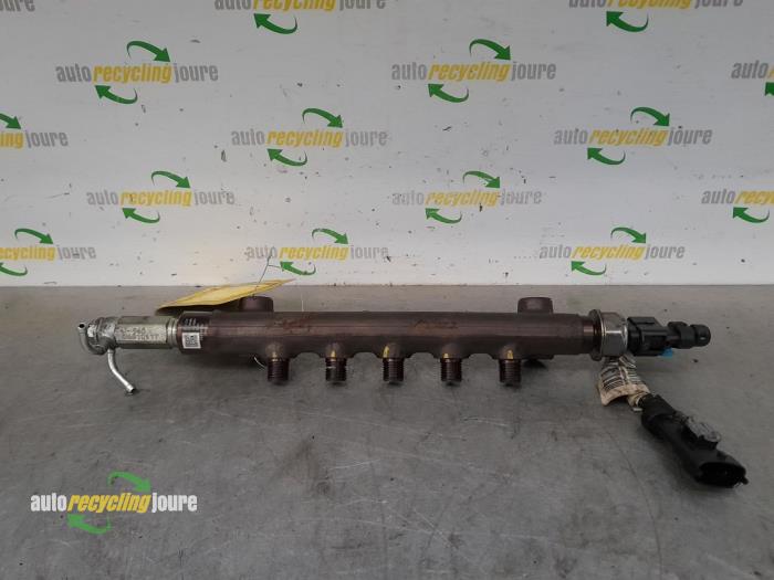 Gebruikte Injector brug Opel Astra K Sports Tourer 1.6 CDTI 110 16V Prijs € 60,49 Inclusief btw aangeboden door Autorecycling Joure B.V.