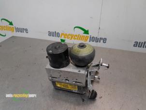 Gebruikte ABS Pomp Mercedes E (W211) 3.0 E-280 V6 24V Prijs € 375,00 Margeregeling aangeboden door Autorecycling Joure B.V.