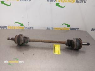 Gebruikte Steekas links-achter Mercedes E (W211) 3.0 E-280 V6 24V Prijs € 49,99 Margeregeling aangeboden door Autorecycling Joure B.V.