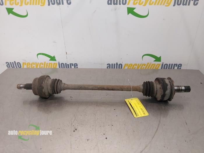 Gebruikte Aandrijfas rechts-achter Mercedes E (W211) 3.0 E-280 V6 24V Prijs € 49,99 Margeregeling aangeboden door Autorecycling Joure B.V.