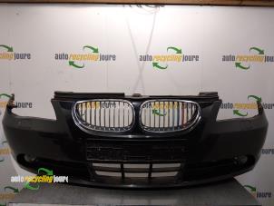 Gebruikte Bumper voor BMW 5 serie Touring (E61) 525i 24V Prijs € 200,00 Margeregeling aangeboden door Autorecycling Joure B.V.