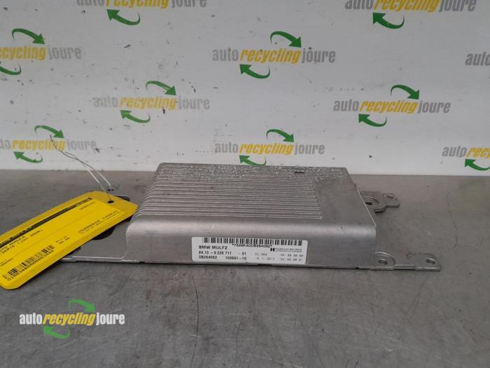 Gebruikte Bluetooth module BMW 5 serie Touring (E61) 525i 24V Prijs € 99,95 Margeregeling aangeboden door Autorecycling Joure B.V.