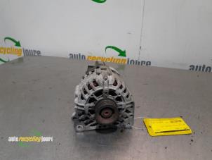 Gebruikte Dynamo Volkswagen Fox (5Z) 1.2 Prijs € 39,99 Margeregeling aangeboden door Autorecycling Joure B.V.