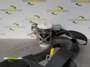 Gebruikte Veiligheidsgordel links-voor Peugeot 3008 I (0U/HU) 1.6 16V THP 155 Prijs € 99,95 Margeregeling aangeboden door Autorecycling Joure B.V.