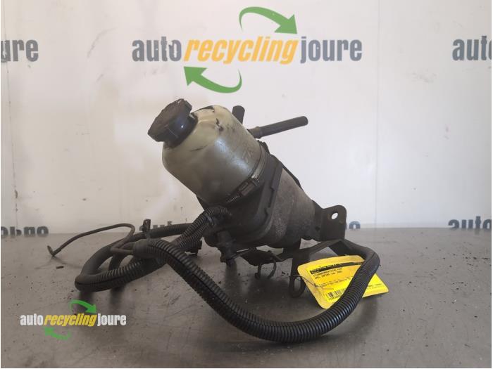 Gebruikte Servopomp Opel Zafira (M75) 1.8 16V Ecotec Prijs € 49,99 Margeregeling aangeboden door Autorecycling Joure B.V.