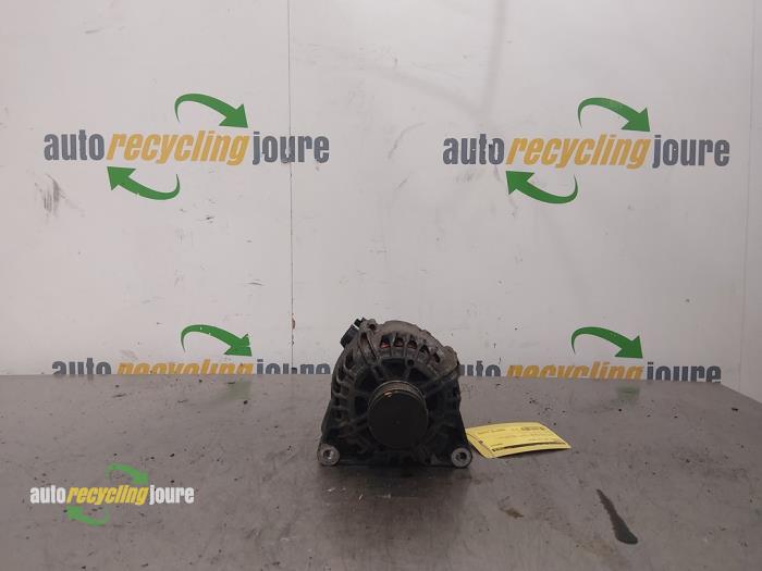Gebruikte Dynamo Peugeot 308 SW (L4/L9/LC/LJ/LR) 1.2 12V e-THP PureTech 130 Prijs € 29,99 Margeregeling aangeboden door Autorecycling Joure B.V.