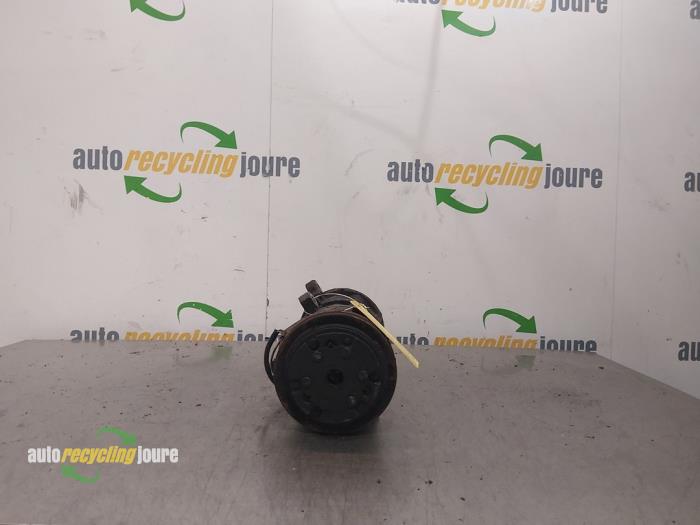 Gebruikte Aircopomp Chrysler Le Baron Convertible 3.0i Prijs € 125,00 Margeregeling aangeboden door Autorecycling Joure B.V.