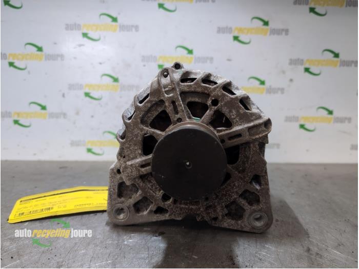 Gebruikte Dynamo Renault Megane IV (RFBB) 1.2 Energy TCE 130 Prijs € 44,99 Margeregeling aangeboden door Autorecycling Joure B.V.