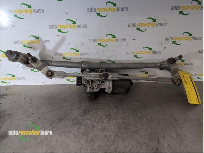 Gebruikte Startmotor Renault Megane IV (RFBB) 1.2 Energy TCE 130 Prijs € 19,99 Margeregeling aangeboden door Autorecycling Joure B.V.