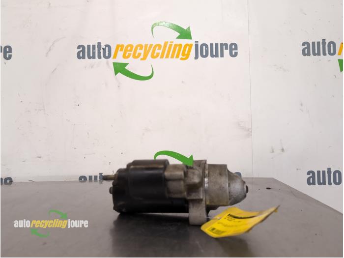 Gebruikte Startmotor Volkswagen Passat Variant (3B6) 2.8 V6 30V 4Motion Prijs € 19,99 Margeregeling aangeboden door Autorecycling Joure B.V.