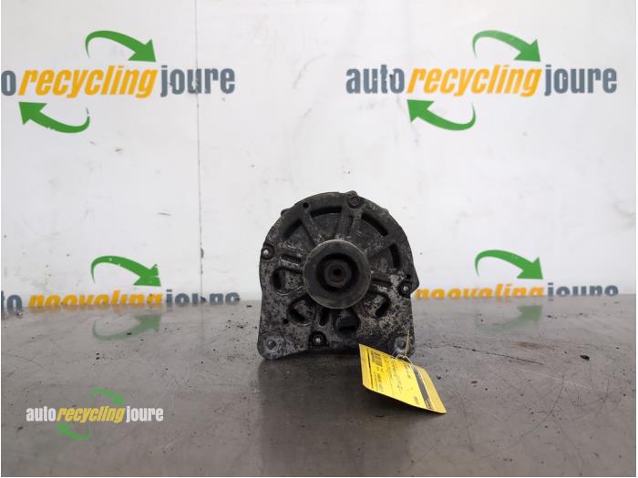 Gebruikte Dynamo Volkswagen Touareg (7LA/7L6) 3.0 TDI V6 24V Prijs € 99,99 Margeregeling aangeboden door Autorecycling Joure B.V.