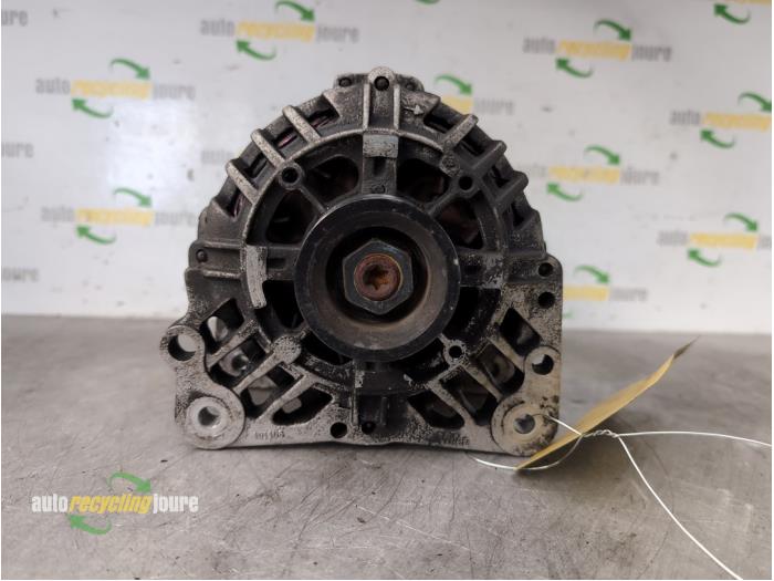 Gebruikte Dynamo Seat Ibiza IV (6J5) 1.2 12V Prijs € 39,99 Margeregeling aangeboden door Autorecycling Joure B.V.