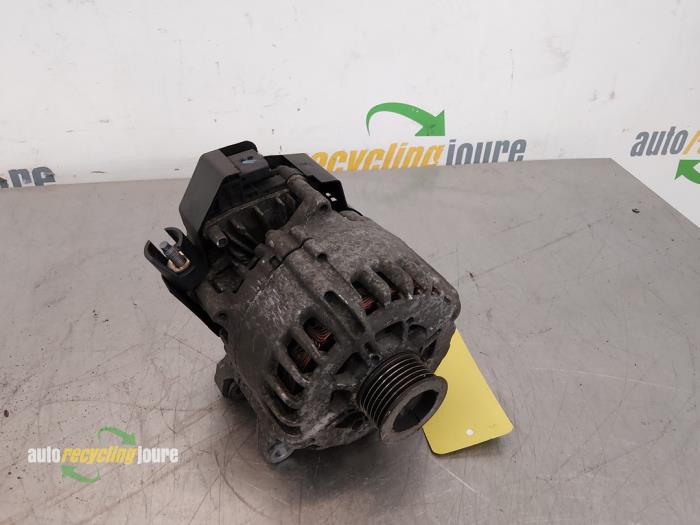 Gebruikte Dynamo Peugeot Expert (V1/VA/VB/VE/VF/VT/VY) 2.0 Blue HDi 180 16V Prijs € 453,75 Inclusief btw aangeboden door Autorecycling Joure B.V.