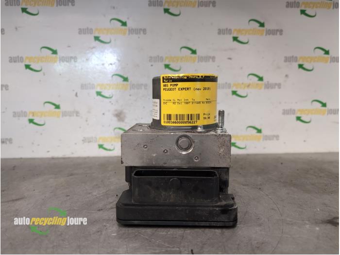 Gebruikte ABS Pomp Peugeot Expert (V1/VA/VB/VE/VF/VT/VY) 2.0 Blue HDi 180 16V Prijs € 72,59 Inclusief btw aangeboden door Autorecycling Joure B.V.