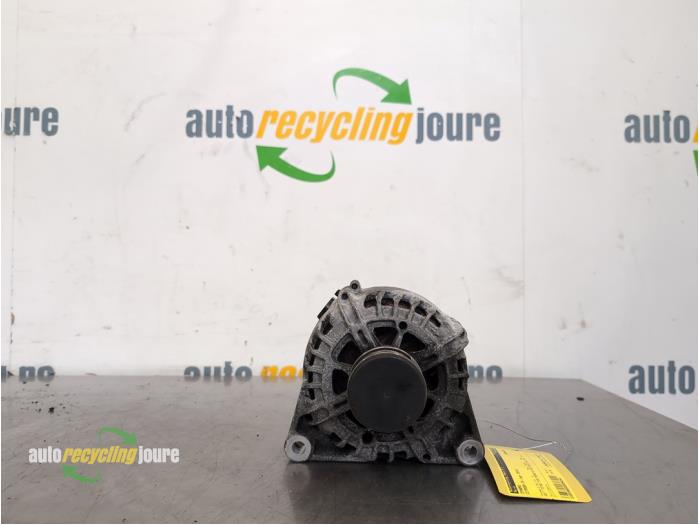 Gebruikte Dynamo Citroen C4 Berline (NC) 1.2 12V PureTech 130 Prijs € 29,99 Margeregeling aangeboden door Autorecycling Joure B.V.