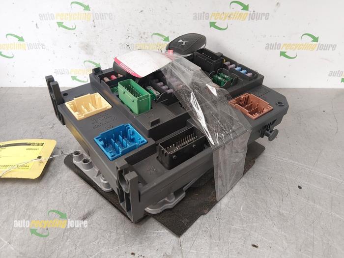 Computer Motormanagement van een Citroën DS5 (KD/KF) 1.6 16V THP 155 2013