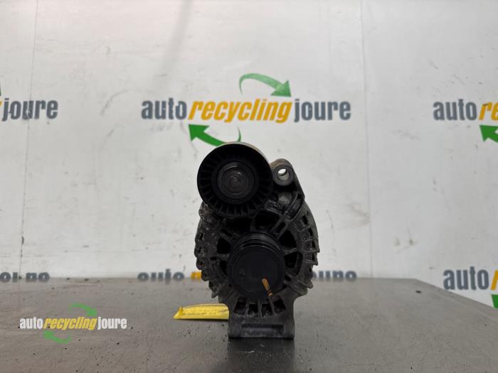 Gebruikte Dynamo Volvo V40 (MV) 1.6 T3 GTDi 16V Prijs € 59,99 Margeregeling aangeboden door Autorecycling Joure B.V.