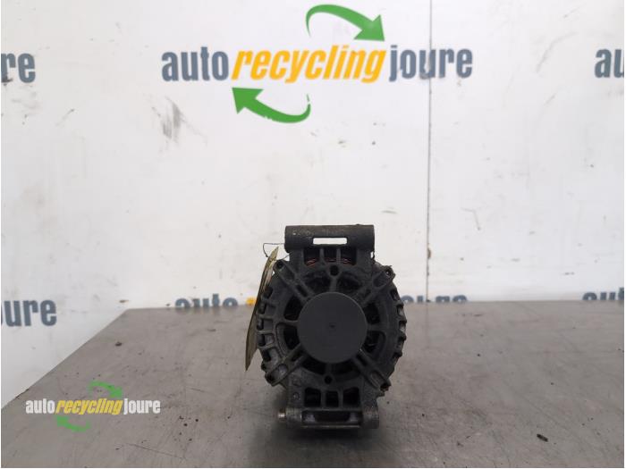 Gebruikte Dynamo Peugeot 3008 I (0U/HU) 1.6 16V THP 155 Prijs € 39,99 Margeregeling aangeboden door Autorecycling Joure B.V.