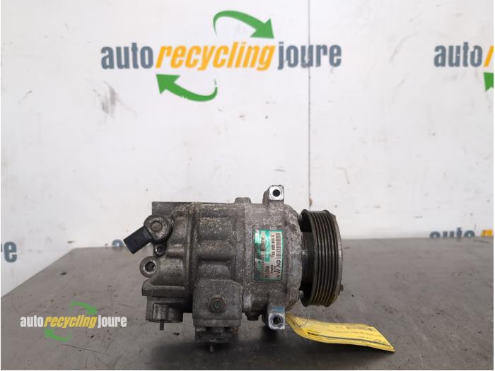 Gebruikte Pomp Airco Volkswagen Golf V (1K1) 2.0 FSI 16V Prijs € 99,99 Margeregeling aangeboden door Autorecycling Joure B.V.