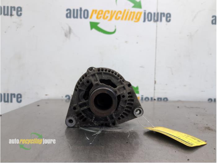 Gebruikte Dynamo Saab 900 II 2.0 i,Si 16V Prijs € 75,00 Margeregeling aangeboden door Autorecycling Joure B.V.