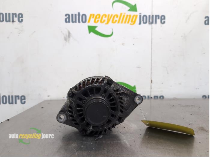 Gebruikte Dynamo Jeep Compass I (MK49) 2.4 16V 4x2 Prijs € 49,99 Margeregeling aangeboden door Autorecycling Joure B.V.
