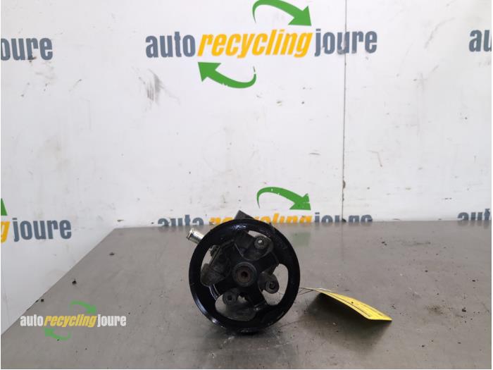 Gebruikte Servopomp Jeep Compass I (MK49) 2.4 16V 4x2 Prijs € 69,99 Margeregeling aangeboden door Autorecycling Joure B.V.