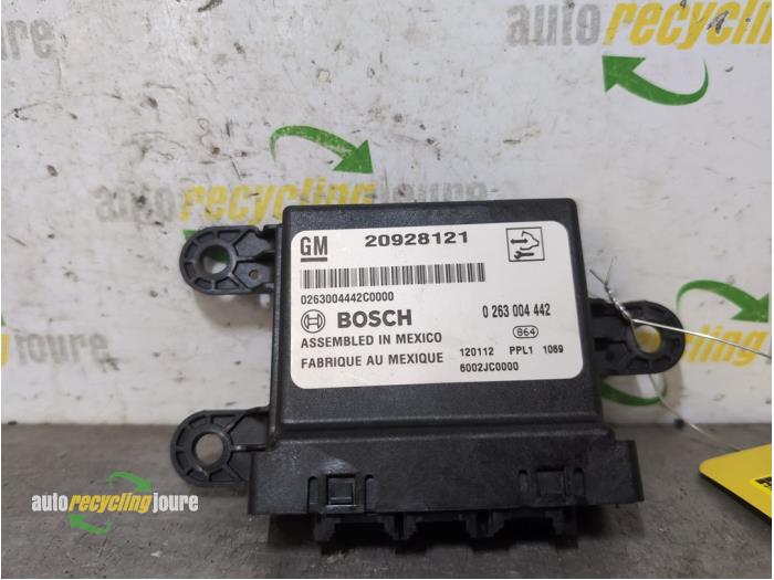 Gebruikte PDC Module Opel Ampera 1.4 16V Prijs € 14,99 Margeregeling aangeboden door Autorecycling Joure B.V.
