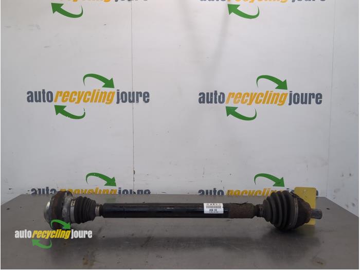 Gebruikte Aandrijfas rechts-voor Volkswagen Tiguan (5N1/2) 1.4 TSI 16V Prijs € 49,99 Margeregeling aangeboden door Autorecycling Joure B.V.