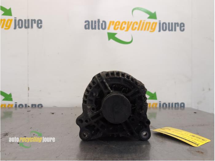 Gebruikte Alternator Volkswagen Tiguan (5N1/2) 1.4 TSI 16V Prijs € 29,99 Margeregeling aangeboden door Autorecycling Joure B.V.
