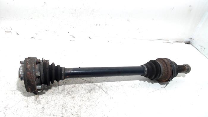 Gebruikte Aandrijfas links-achter BMW X6 Prijs € 60,00 Margeregeling aangeboden door Van der Ven Autorecycling B.V.
