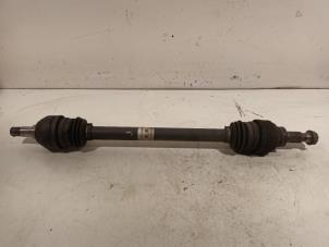 Gebruikte Aandrijfas links-achter Mercedes A-Klasse Prijs € 195,00 Margeregeling aangeboden door Van der Ven Autorecycling B.V.