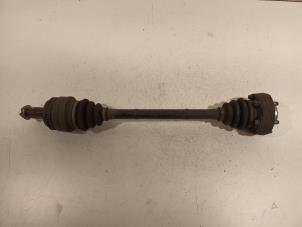 Gebruikte Aandrijfas links-achter BMW 3-Serie Prijs € 45,00 Margeregeling aangeboden door Van der Ven Autorecycling B.V.