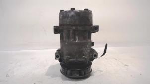 Gebruikte Aircopomp Renault Espace Prijs € 12,00 Margeregeling aangeboden door Van der Ven Autorecycling B.V.