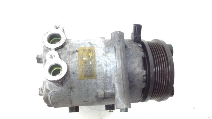 Aircopomp van een Landrover Freelander 2008