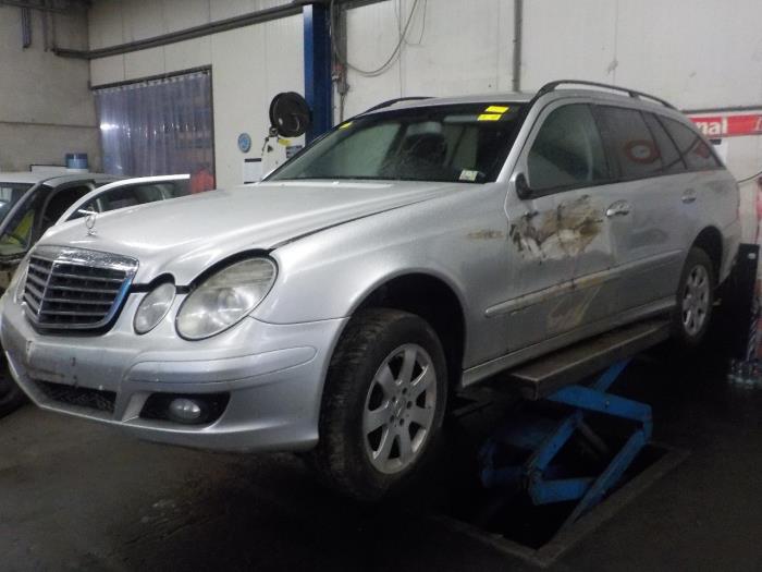 Aircopomp van een Mercedes E-Klasse 2007