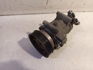 Gebruikte Pomp Airco Renault Twingo Prijs € 15,00 Margeregeling aangeboden door Van der Ven Autorecycling B.V.