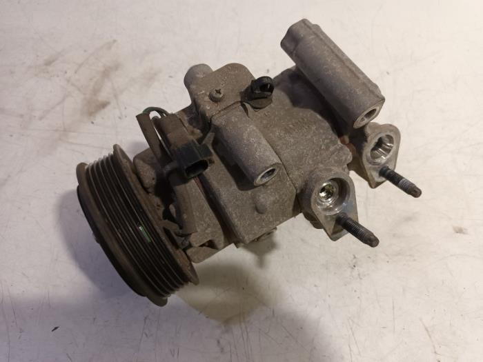 Gebruikte Aircopomp Ford Transit Prijs € 135,00 Margeregeling aangeboden door Van der Ven Autorecycling B.V.
