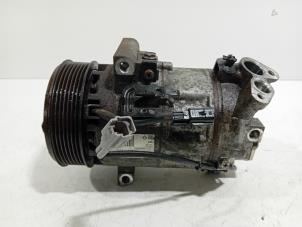 Gebruikte Aircopomp Renault Clio Prijs € 70,00 Margeregeling aangeboden door Van der Ven Autorecycling B.V.