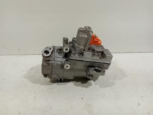 Gebruikte Aircopomp Renault Zoe Prijs € 500,00 Margeregeling aangeboden door Van der Ven Autorecycling B.V.