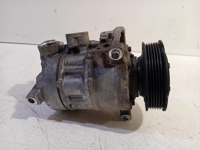 Gebruikte Aircopomp Audi A4 Prijs € 59,99 Margeregeling aangeboden door Van der Ven Autorecycling B.V.