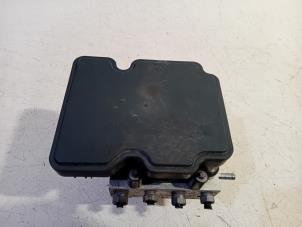 Gebruikte ABS Pomp Peugeot 5008 Prijs € 150,00 Margeregeling aangeboden door Van der Ven Autorecycling B.V.