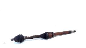 Gebruikte Aandrijfas rechts-voor Ford Focus Prijs € 21,00 Margeregeling aangeboden door Van der Ven Autorecycling B.V.