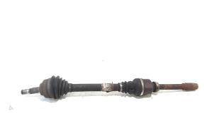 Gebruikte Homokineetas rechts-voor Citroen C5 Prijs € 30,00 Margeregeling aangeboden door Van der Ven Autorecycling B.V.